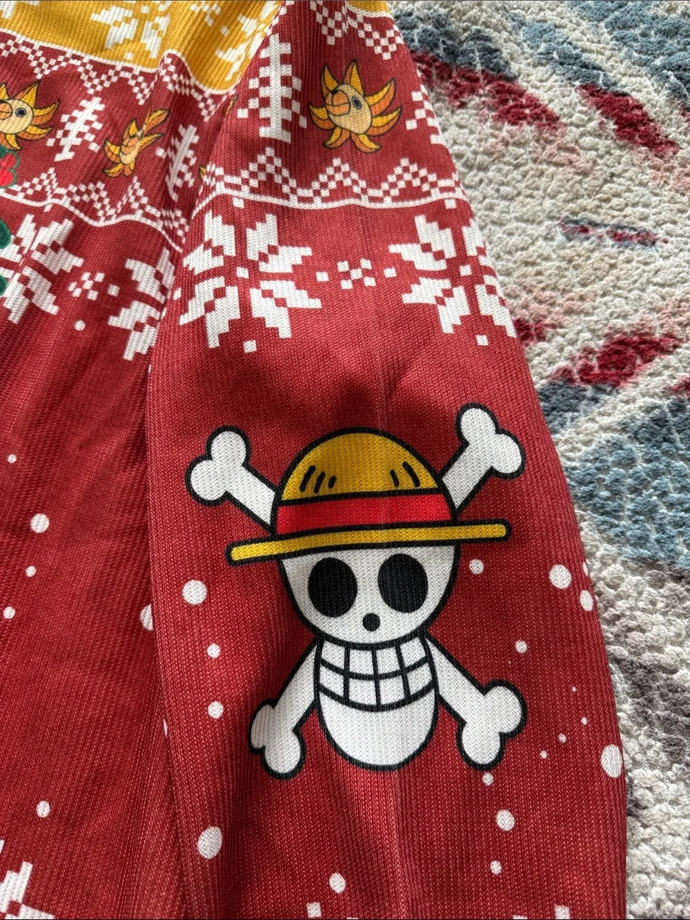 Source Unknown red crewneck